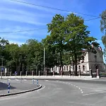 Mo&Ko Snelli Apart - Self Check-In - 5 Min From Old Town