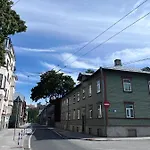 Mo&Ko Snelli Apart - Self Check-In - 5 Min From Old Town
